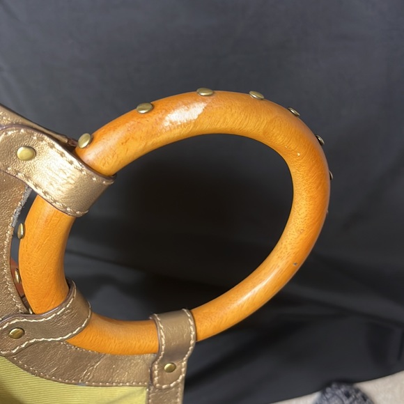 Fossil Handbag Hawaiian Print W/Wooden Handles - Picture 7 of 13